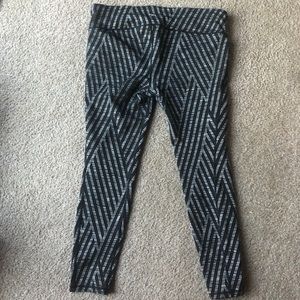 Barely worn size xl gapfit gap fit leggings stripe